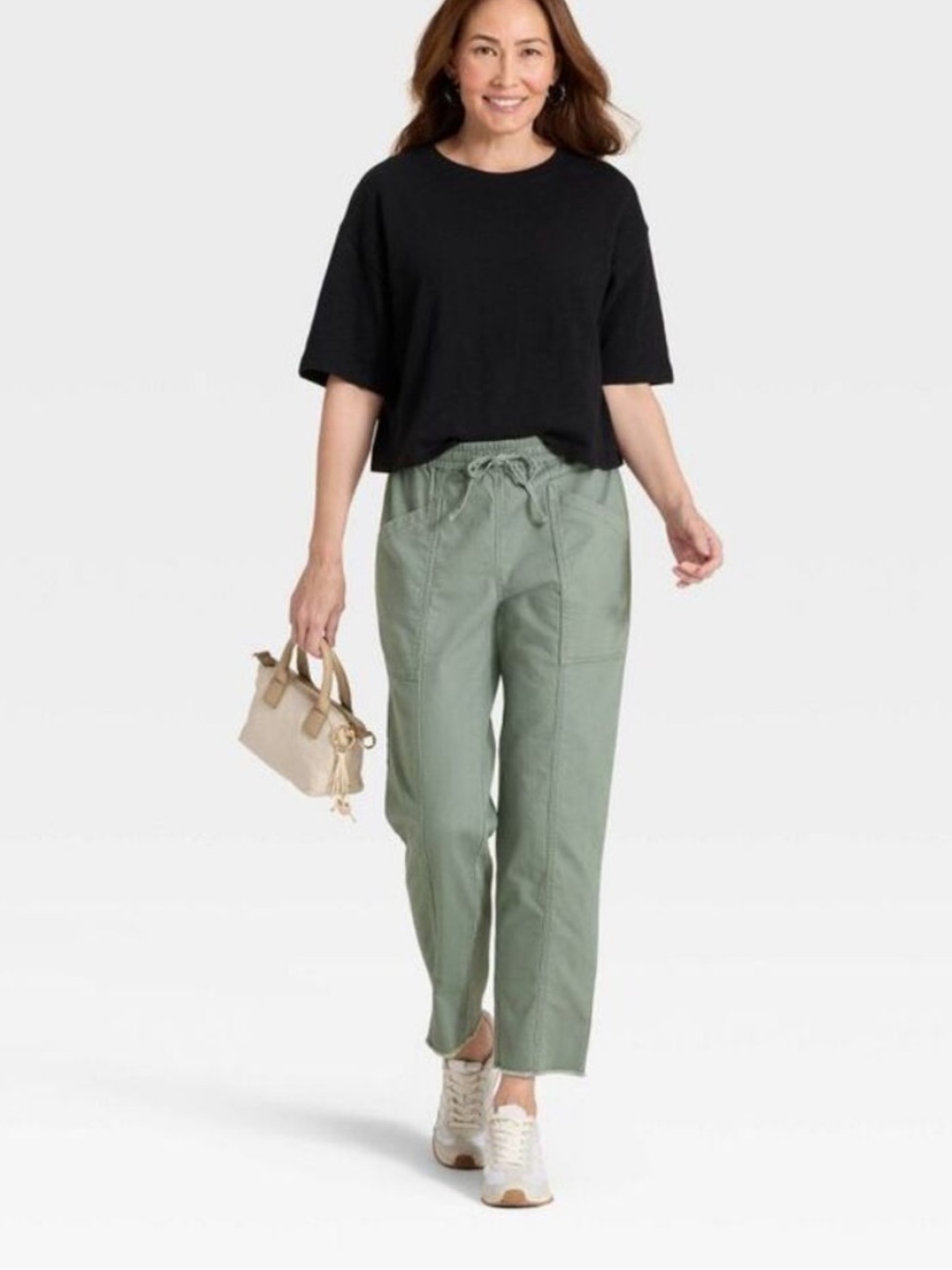 Women's Mid-Rise Tie-Waist Pull-On Pants - Universal
Thread™ Green new 🆕